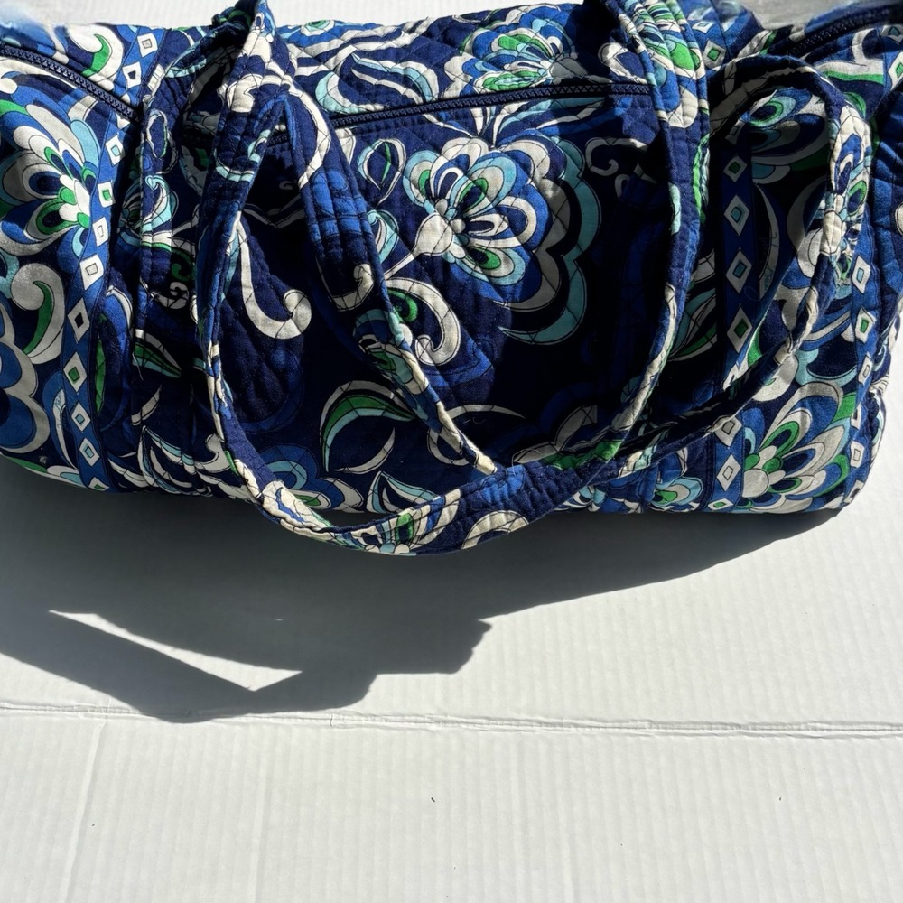 Vera Bradley Miller Womens Large Blue Indigo Pop Floral Quilt Duffle Overnight